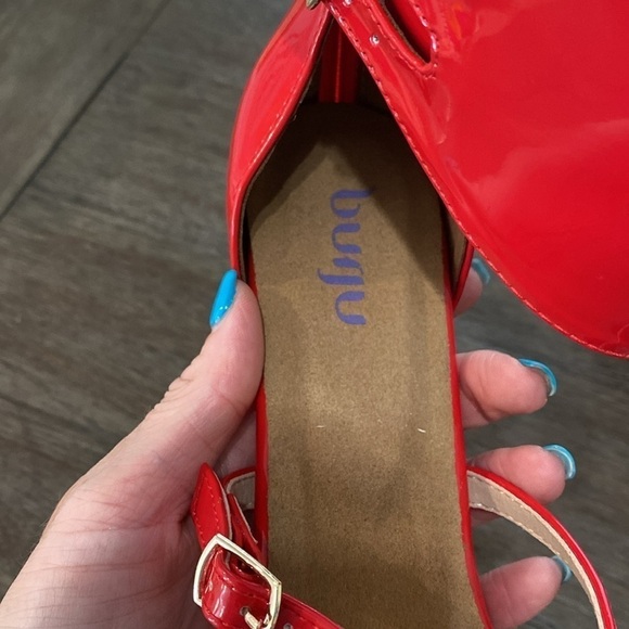 NWT BURJU Amante Thick Ankle Strap Heeled Sandals | Red | 5 1/2 - Picture 8 of 10